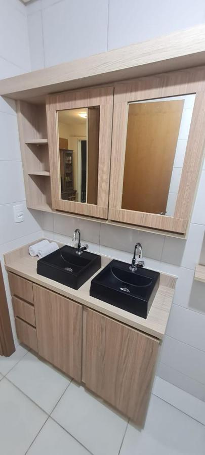 Apartamento Confortável Com Piscina E Churrasqueira *